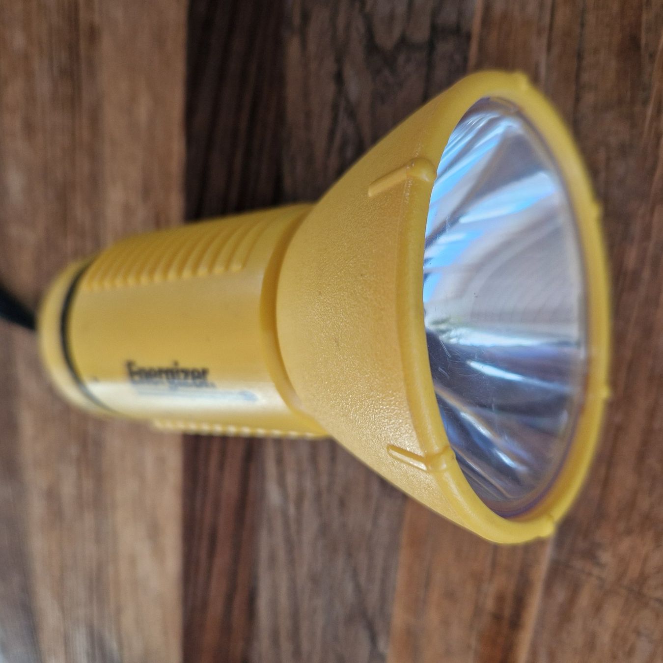 Energizer Lampade: Energizer Taschenlampe Gelb, gebraucht – Difettoso da Münsingen venduto da Geeskile 2