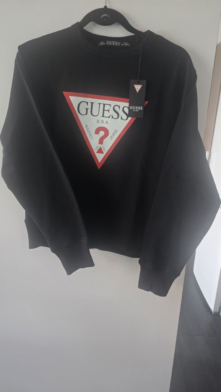 Maglioni & Felpe: Guess M neuf – Nuovo e nell'imballaggio originale da Estavayer-Le-Lac venduto da zazadavidson