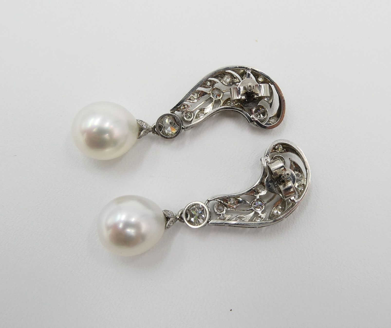 Orecchini pendenti & Orecchini a lobo: PERLEN OHRSCHMUCK MIT DIAMANTEN IN 950 PLATIN – Usato da Luzern venduto da EdiGem 4
