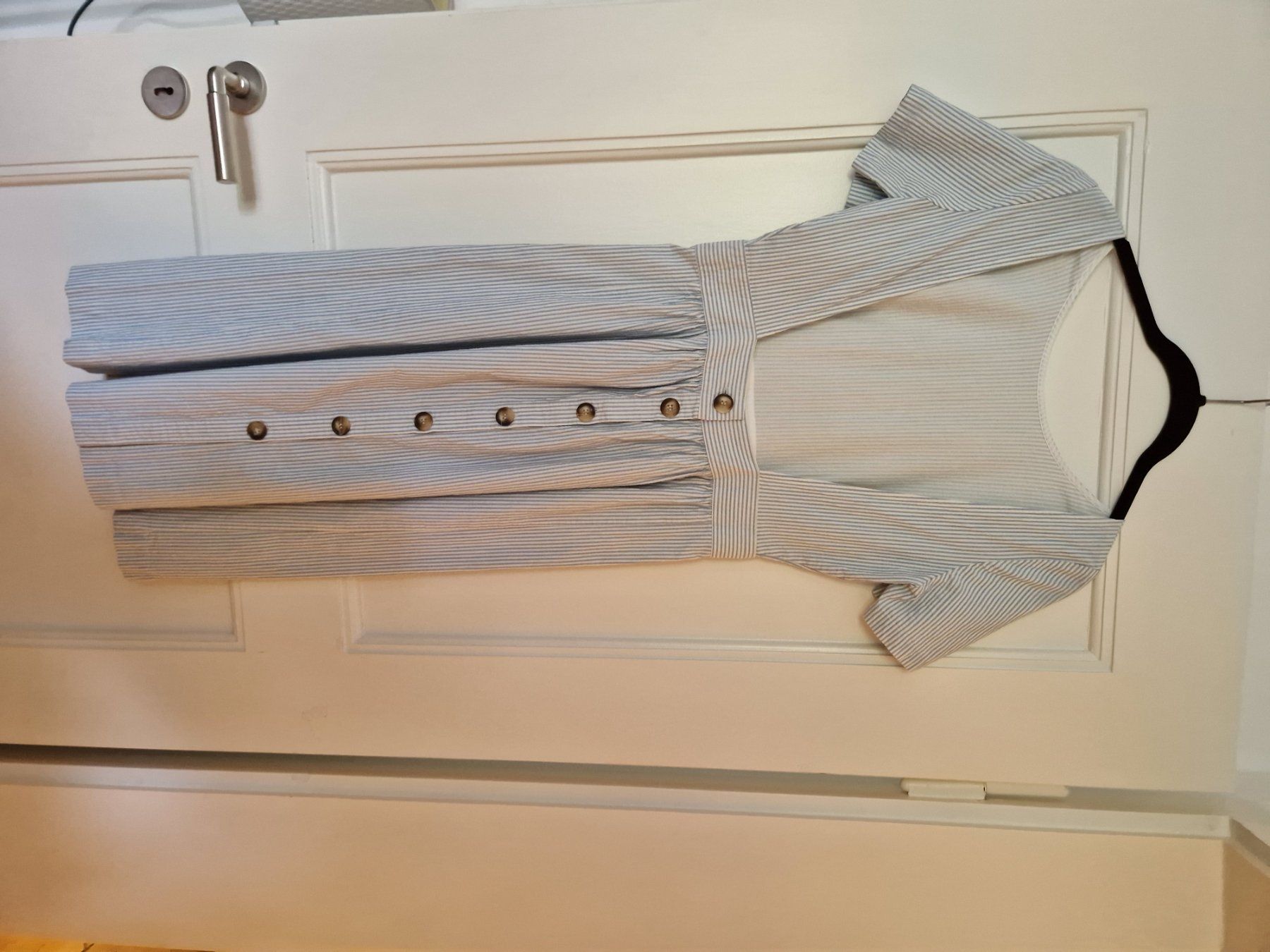 Sezane Vestiti: Sézane Kleid Odalie – Usato da Basel venduto da k_r_7trx 1