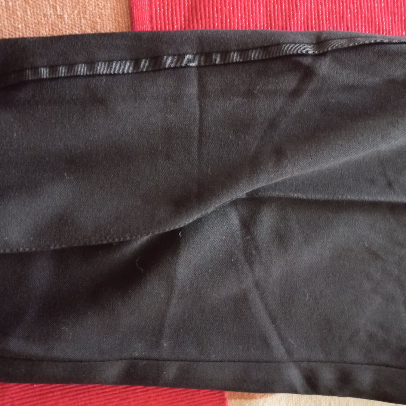 Hosen: Schwarze Hose Grösse XXL, 50 – Neu und originalverpackt aus Ebnat-Kappel von Youssou 1