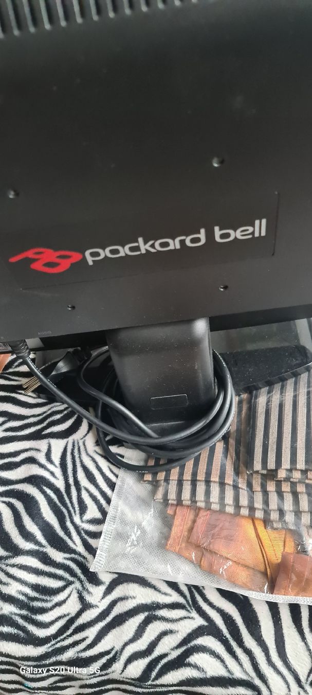 Monitor: Monitor für PC – Usato da Ebikon venduto da Muraene1 2
