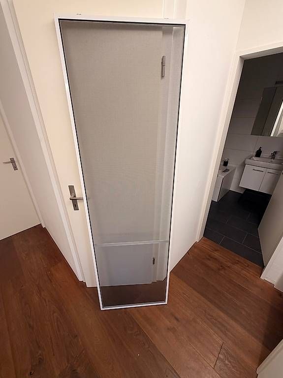Altro per la casa: Mückengitter / Fliegengitter 59cmx 193.3cm – Usato da Wilen b. Wollerau venduto da awsm-automotive 1