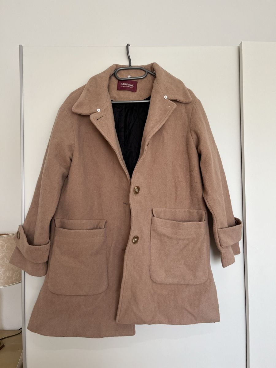 Mäntel: Mantel Beige Fashion Stone – Gebraucht aus Basel von cat_25m7