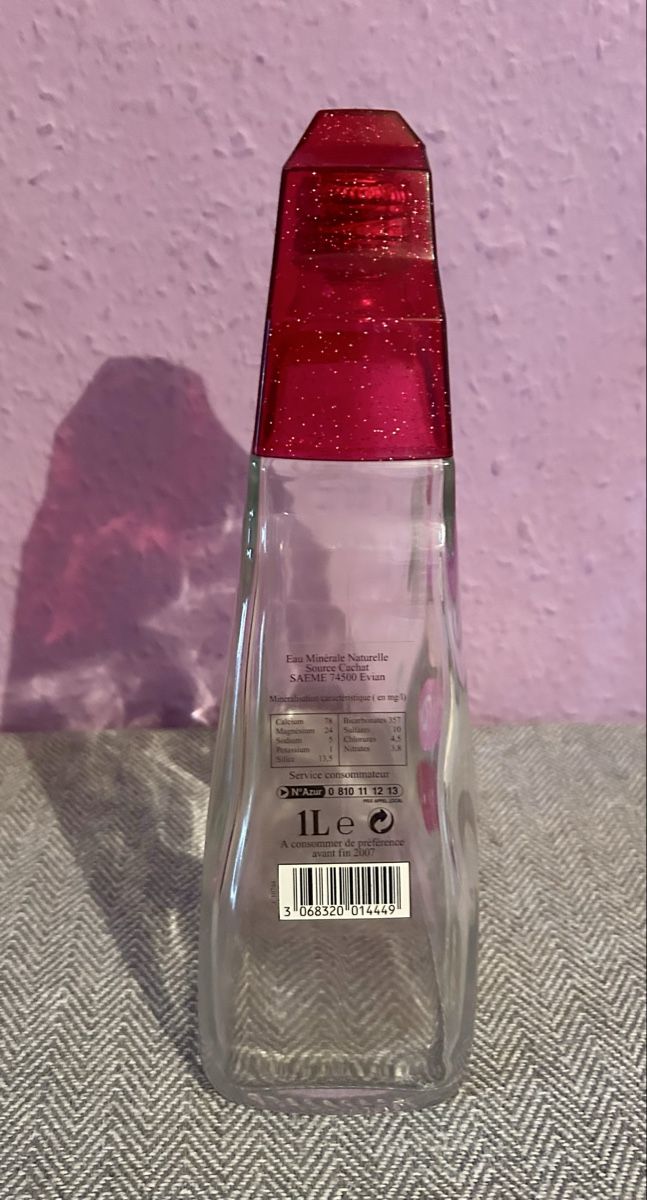 Altro in Stoviglie & Bicchieri: Bouteille Evian édition limitée 2006 – Usato da Petit-Lancy venduto da Pierre_le_voyageur 2