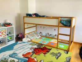 Verkaufe ein KURA-Kinderbett mit Matratze