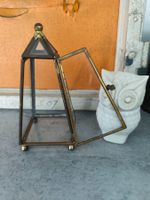 Vintage Mini-Vitrine Pyramide aus Messing & Glas Deko
