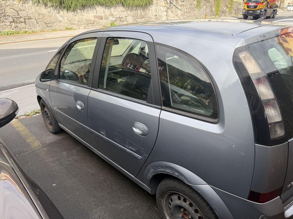 Opel Autos: opel meriva automat – Gebraucht aus Glarus von M.B.2 3