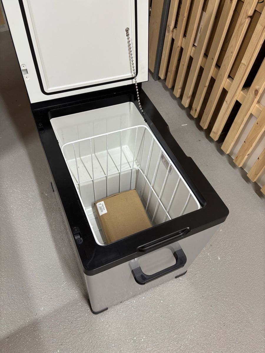 Frigoriferi & Refrigeratori: Plugin Festival IceCube 50 Kühlbox – Usato da Wallisellen venduto da simeli94 1