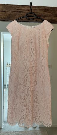 Neues Comma Kleid, NP 150Fr.