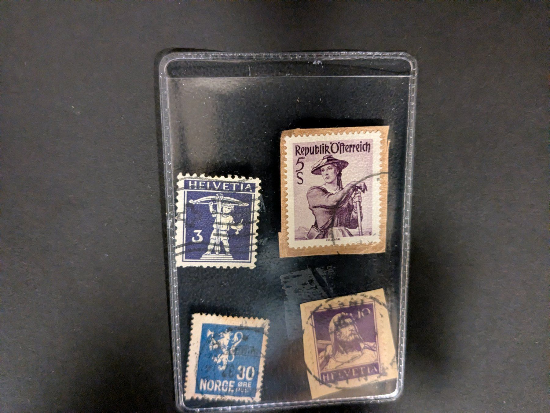 Tutti i francobolli: SAMMLER Briefmarken – Usato da Thun venduto da Restwert_Thun