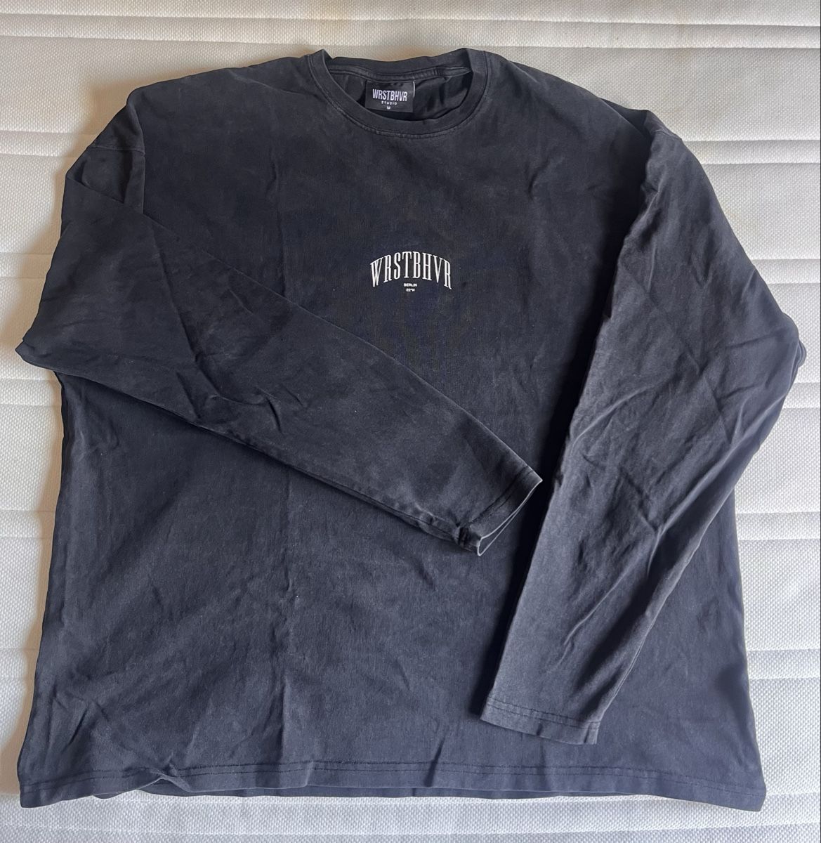 T-Shirts: WRSTBHVR longsleeve – Gebraucht aus Luzern von janine_l 2