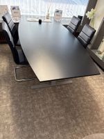 Vier Konferenzstühle / Essen Freischwinger schwarz gebraucht