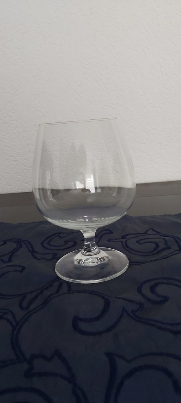 Gläser: 4 er-Set Elegante Cognacschwenker, – Gebraucht aus Schwarzenbach SG von mel_s6jj 2