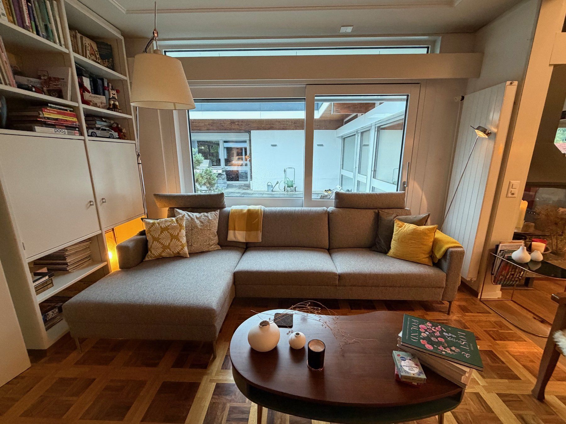 Pfister Divani: 3-4 Sitzer Ecksofa in klassischen Design – Usato da Langnau am Albis venduto da swiss-busy-bee
