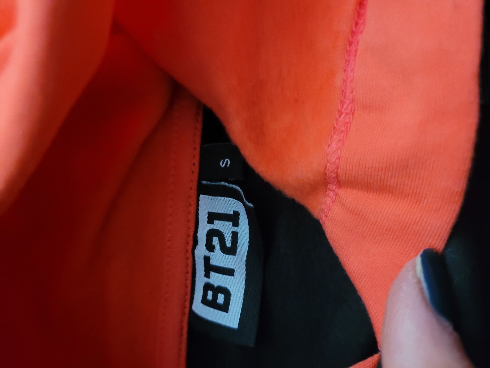 Maglioni & Felpe: BT21 Tata Hoodie – Nuovo (secondo la descrizione) da Zürich venduto da vic_w2tl 1