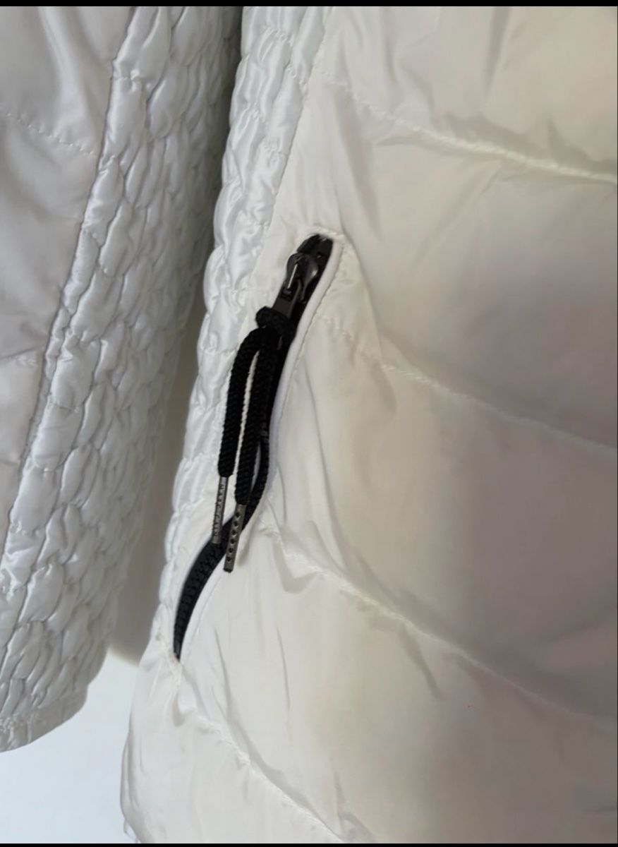 Marc Cain Vestes: Marc Cain Winterjacke Gr.36  – D'occasion à Basel par Brunner.T 1