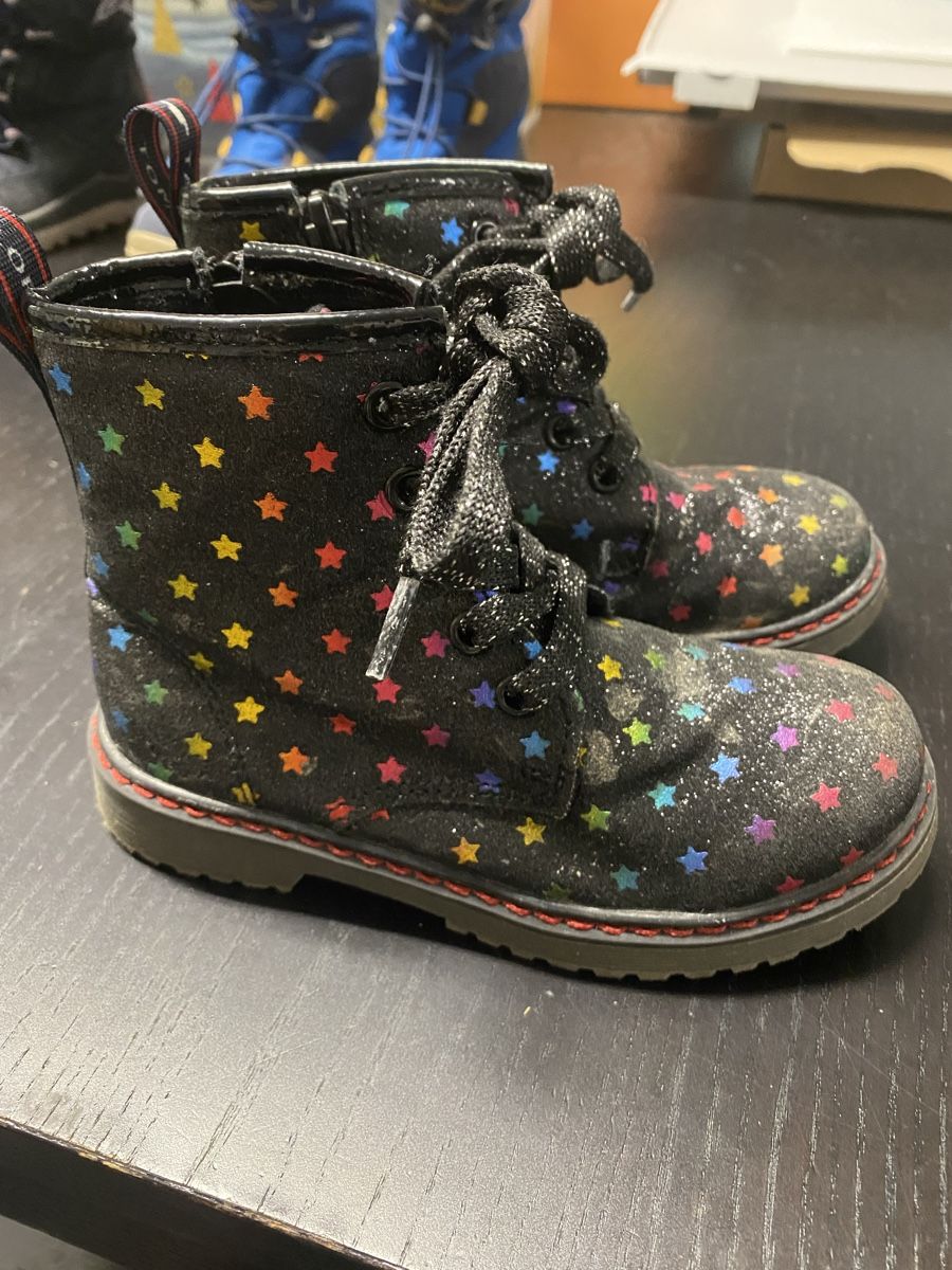Tom Tailor Scarpe per ragazze: Tom Tailor - Mädchen Stiefel Boots  Gr.28 – Usato da Biel-Benken BL venduto da PANORMUS 1
