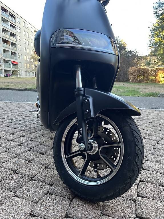 Scooter: ZILLA Loki E-Roller - nur 343 km - neuwertig! – Usato da Birsfelden venduto da tcu_wdk2 3