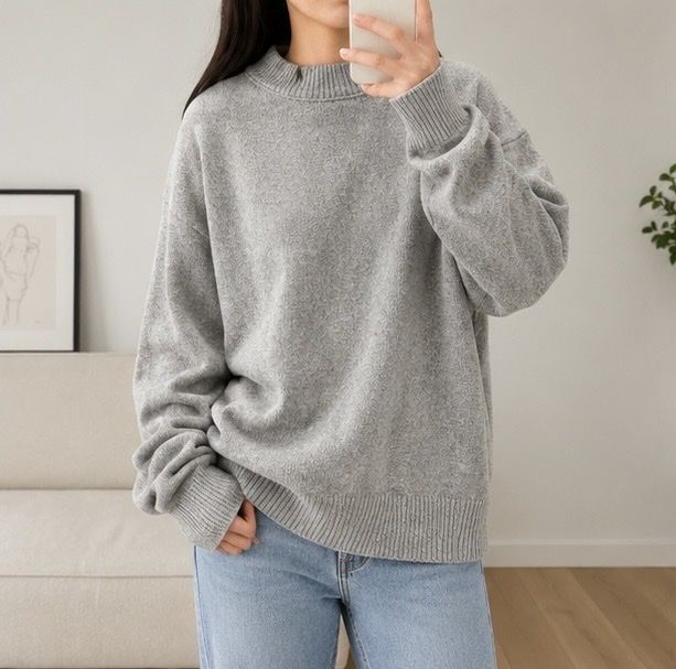 Maglioni & Felpe: Grauer Oversize Strickpullover – Usato da La Punt Chamues-ch venduto da yara.mueller 2