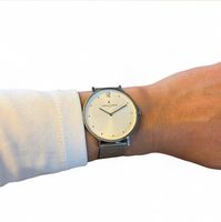 silbrige Uhr von Pierre Cardin