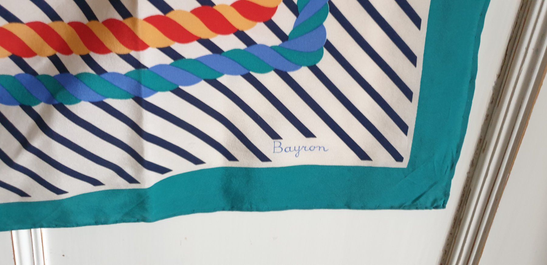Foulards & écharpes: Foulard Bayron – D'occasion à Emmen par magelan 4