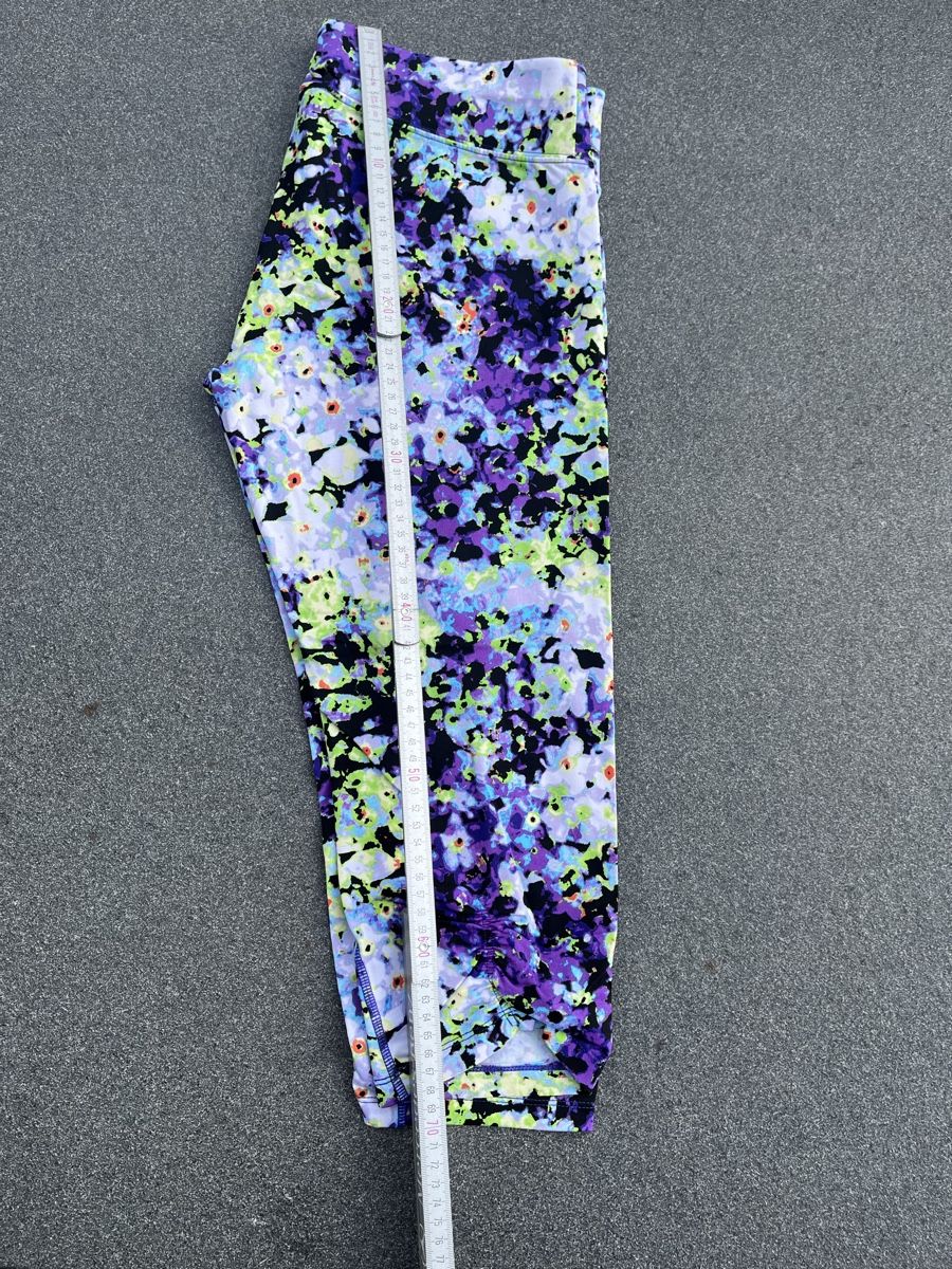 Calvin Klein Leggings: Leggings Calvin Klein – Gebraucht aus Lutry von meg_pk9l 1