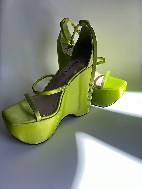 Steve Madden Scarpe da donna: STEVE MADDEN SANDALI PLATFORM VERDE LIME – Usato da Mendrisio venduto da ele_fsn8 1