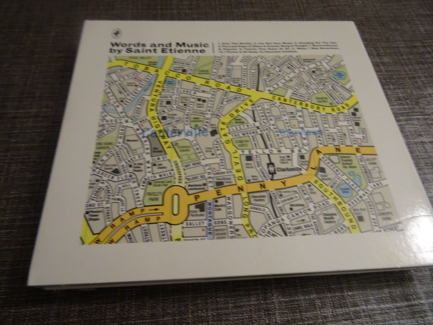 CDs: Saint Etienne - Words and Music CD – Gebraucht aus Olten von Disc-Ausverkauf