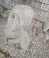 Holzskulptur Eichhörnchen gusseiserner Deko Garten