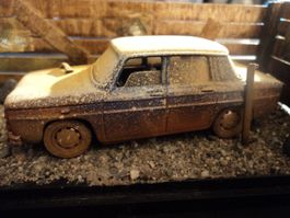 Renault R8 Gordini 1/43 Diorama Hinterhof