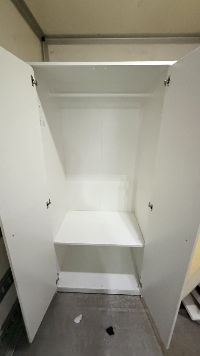 Ikea Schränke: Kleiderschrank  – Gebraucht aus Winterthur von Alawi_47