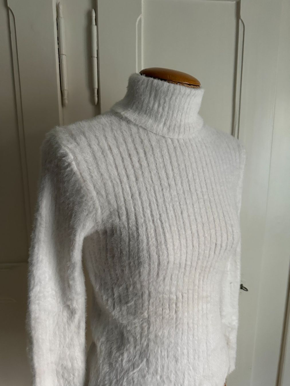 Shein Pullover & Sweatshirts: SHEIN - Rollkragen Strickpullover weiss kuschelig 34 – Gebraucht aus Zürich von Diazaio 1