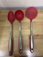 Rote Küchenhelfer, 3er Set: Schöpflöffel, Löffel, Sieblöffel