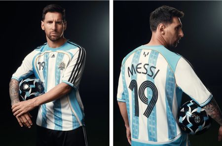 Messi x Kith x Adidas - Argentina Football - size M
