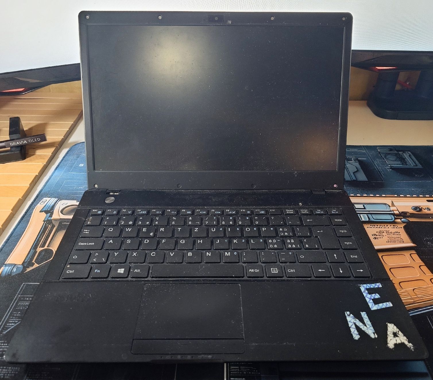 Notebook: Maxdata X300H | ? | 0GB | 0GB SSD | Win 10 | Defekt – Difettoso da Ennetmoos venduto da Faders