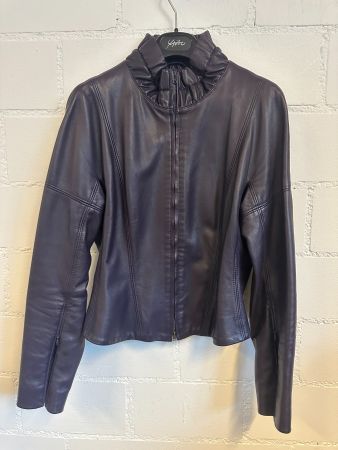 Lederjacke von Marc Cain (38) wenig getragen