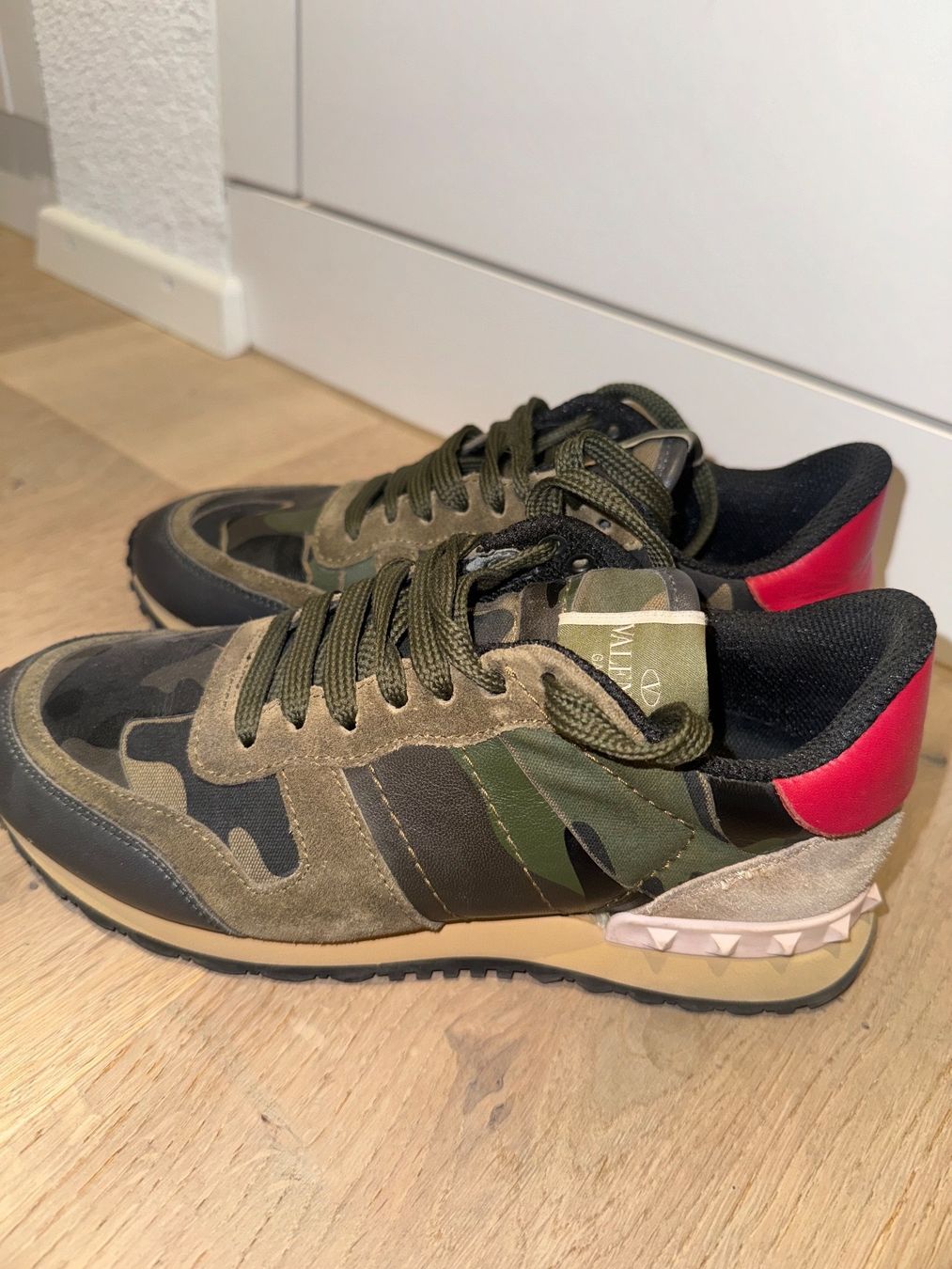 Valentino Damenschuhe: Valentino Sneaker – Gebraucht aus Kloten von Teamfv