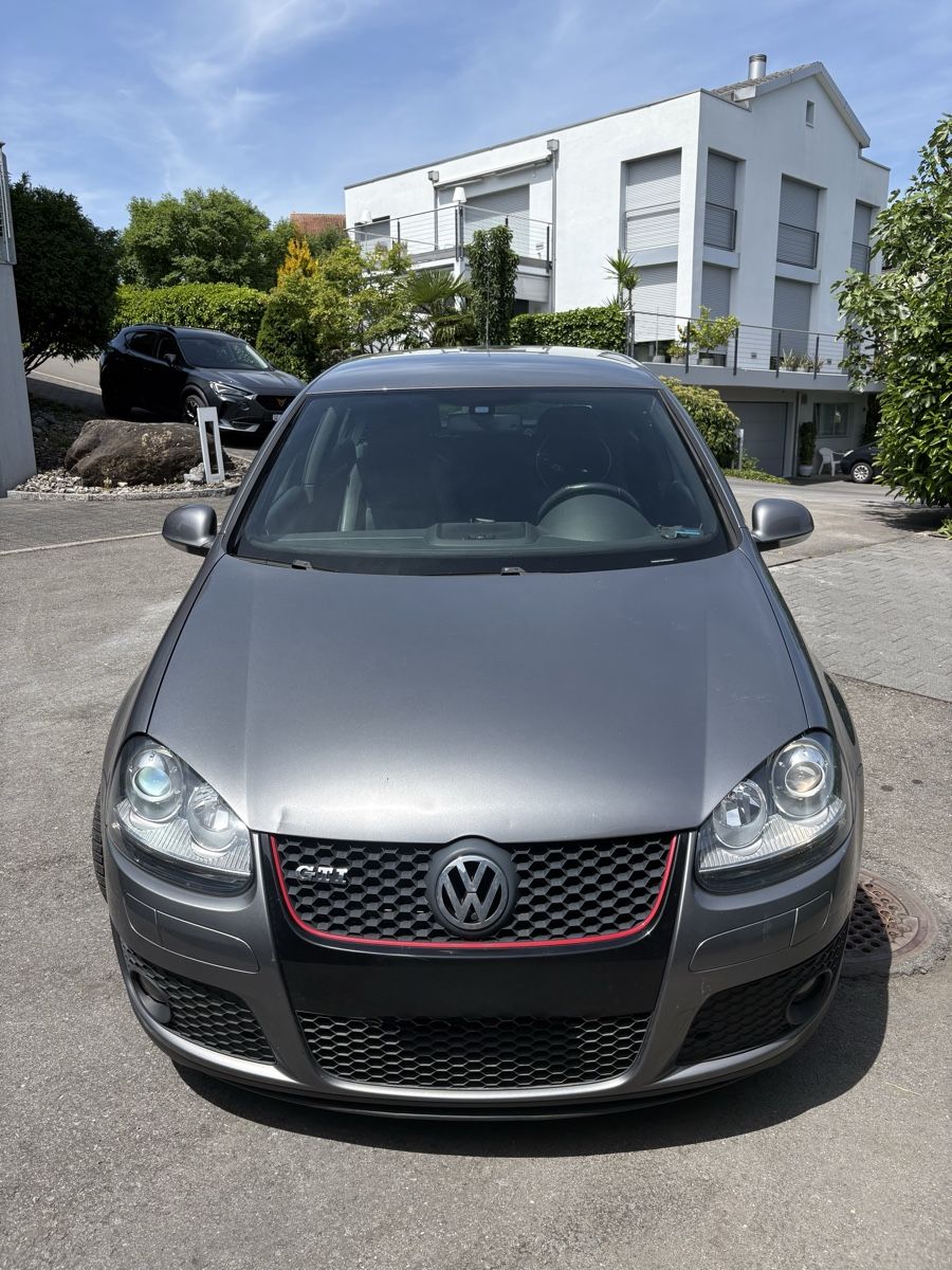 VW Automobili: VW Golf GTI – Usato da Immensee venduto da susanntravanti