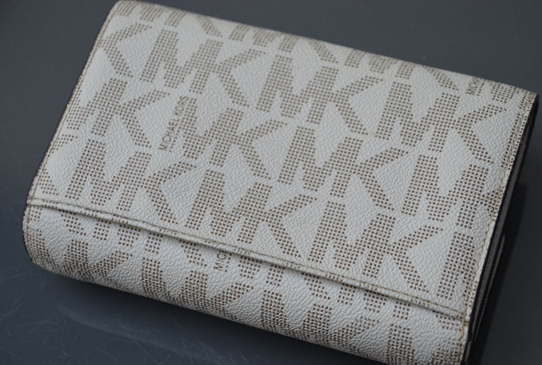 Michael Kors Borse da donna: Michael Kors pochette – Usato da Collonges venduto da arashee 2
