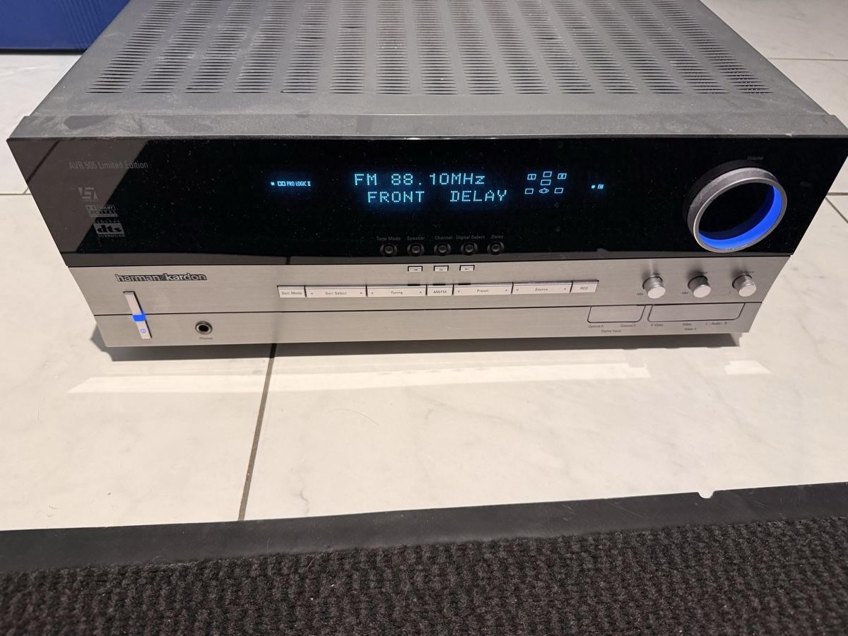 Harman-Kardon Ricevitori: Harman Kardon AVR 505 – Difettoso da Glattfelden venduto da FlyCessna