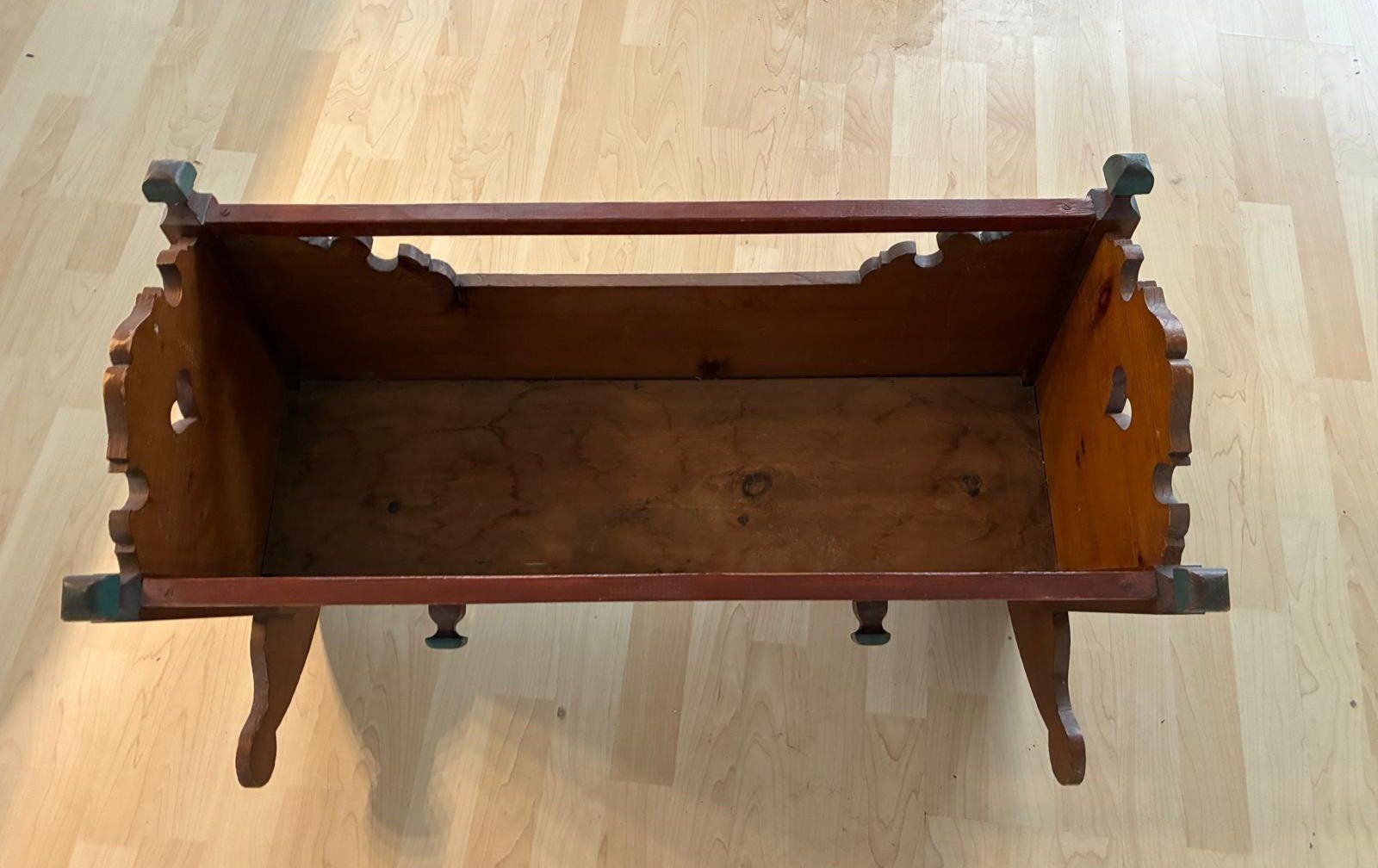 Articoli in legno: ALTE BAUERNWIEGE AUS HOLZ – Usato da Engelberg venduto da Childers 6