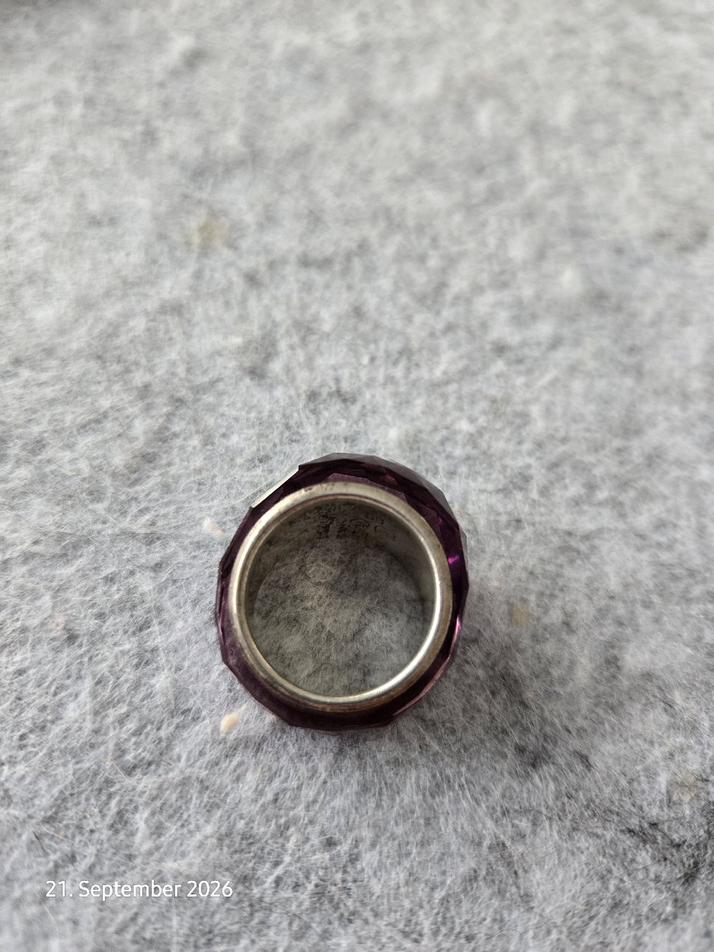Swarovski Ringe: Swarovski Ring lila Größe 55 – Gebraucht aus Oberriet SG von Bodo6 1