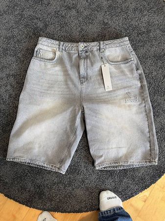 Peso Shorts