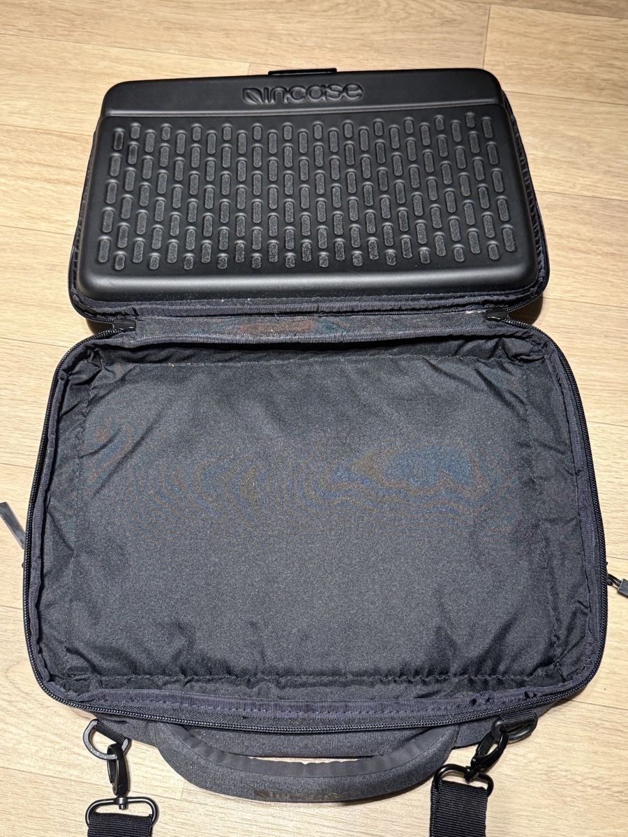 Borse: Laptoptasche – Nuovo (secondo la descrizione) da Glattpark(Opfikon) venduto da Petevisuals 2
