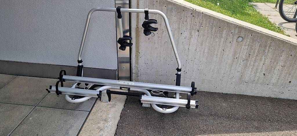 Barres de toit: Thule Caravan Superb Fahrradträger – D'occasion à Einsiedeln par Marcstr87 3