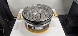 Tischgrill rund mit Grillplatte und Rost, neu