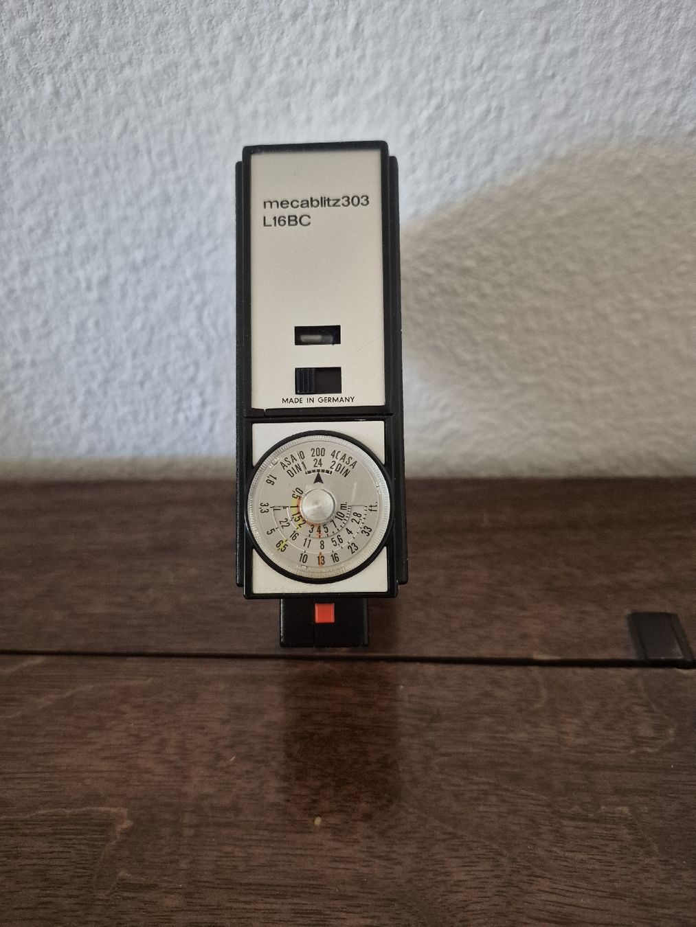 Mecablitz Flash: Mecablitz 303 L16BC Blitzgerät Fotografie – Usato da Bern venduto da san_kcw5 1