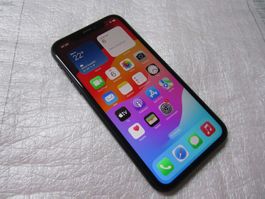 Apple i Phone XR 64GB Schwarz