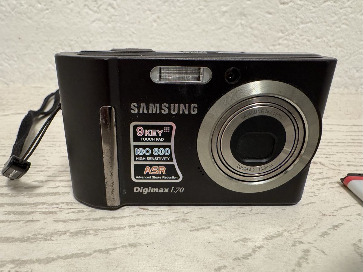Samsung Fotocamera: Samsung digimax l70 digital kamera – Usato da Zunzgen venduto da milesdavis76 1